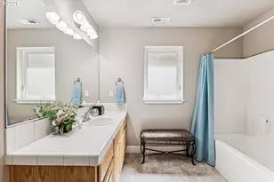 13128 SW MacBeth Dr, Portland, OR 97224 - Photo 28