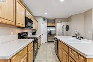 13128 SW MacBeth Dr, Portland, OR 97224 - Photo 14