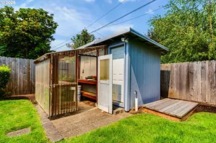 277 E Rosewood Ave, Eugene, OR 97404 - Photo 30