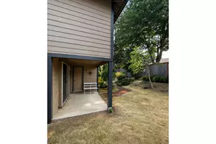 12380 SW McKay Ct, Beaverton, OR 97008 - Photo 18
