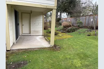 12380 SW McKay Ct, Beaverton, OR 97008 - Photo 4