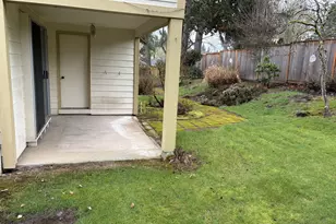 12380 SW McKay Ct, Beaverton, OR 97008 - Photo 4