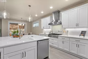 15119 SW Flatcreek Ln, Tigard, OR 97224 - Photo 8