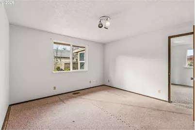 3752 Kevington Ave, Eugene, OR 97405 - Photo 30