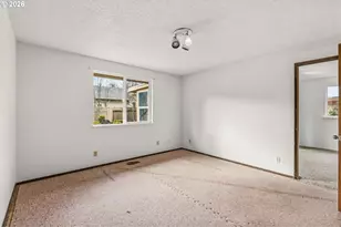 3752 Kevington Ave, Eugene, OR 97405 - Photo 30