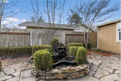 3752 Kevington Ave, Eugene, OR 97405 - Photo 44