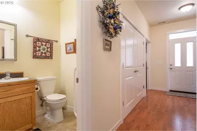 2489 SE Waldon Ave, Roseburg, OR 97470 - Photo 24