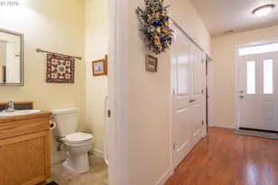 2489 SE Waldon Ave, Roseburg, OR 97470 - Photo 24