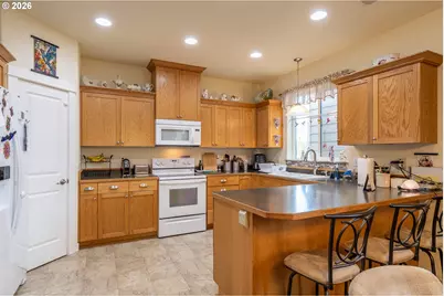 2489 SE Waldon Ave, Roseburg, OR 97470 - Photo 14