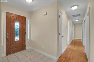 14109 SE Ellis St, Portland, OR 97236 - Photo 4