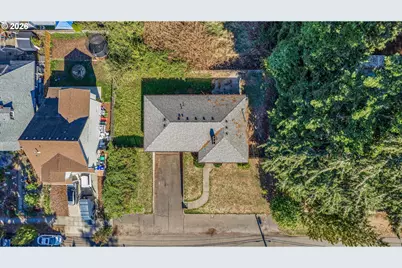14109 SE Ellis St, Portland, OR 97236 - Photo 46