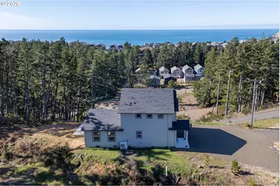 201 Highland Dr, Tillamook, OR 97141 - Photo 44