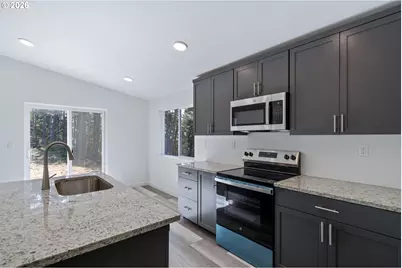 201 Highland Dr, Tillamook, OR 97141 - Photo 20