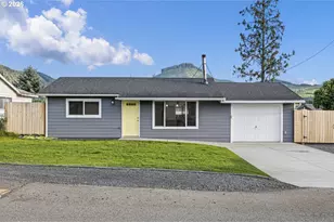 114 E 3rd St, Lowell, OR 97452 - Photo 28
