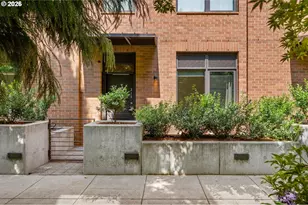 2351 NW Westover Rd, Portland, OR 97210 - Photo 2