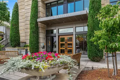 2351 NW Westover Rd #315, Portland, OR 97210 - Photo 1