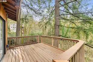 17821 Sundown Ct, Lake Oswego, OR 97034 - Photo 4