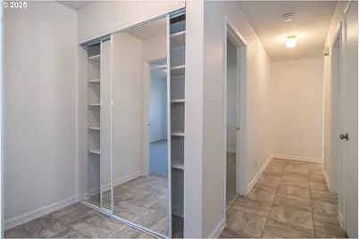 310 NW Lost Ln, Winston, OR 97496 - Photo 18