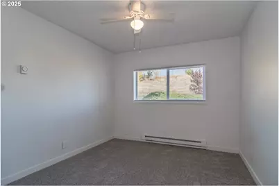 310 NW Lost Ln, Winston, OR 97496 - Photo 22