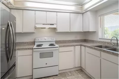 310 NW Lost Ln, Winston, OR 97496 - Photo 14