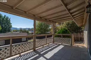 310 NW Lost Ln, Winston, OR 97496 - Photo 36