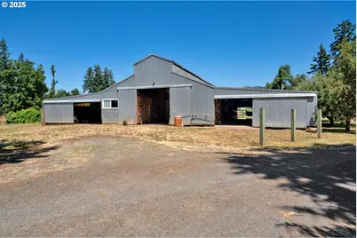 85131 Cloverdale Rd, Creswell, OR 97426 - Photo 26