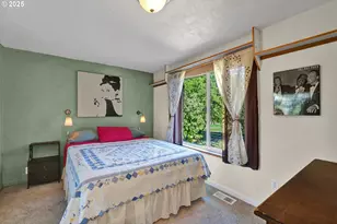 85131 Cloverdale Rd, Creswell, OR 97426 - Photo 12