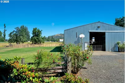 85131 Cloverdale Rd, Creswell, OR 97426 - Photo 20