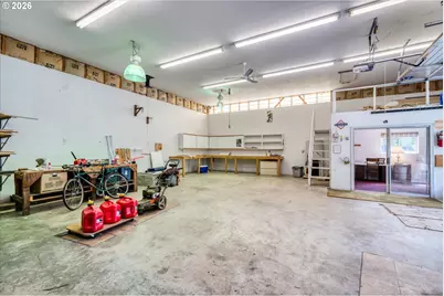 85181 Sarvis Berry Ln, Eugene, OR 97405 - Photo 40