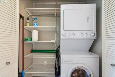 1125 NW 9th Ave #302, Portland, OR 97209 - Photo 20