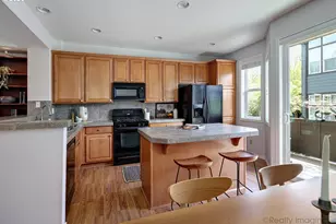 1132 SE Linn St, Portland, OR 97202 - Photo 10