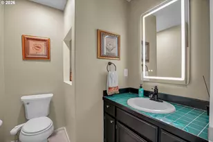 565 NE Lenox St, Hillsboro, OR 97124 - Photo 22