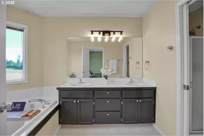 565 NE Lenox St, Hillsboro, OR 97124 - Photo 30