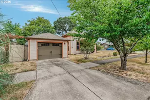 482 S 4th St, Independence, OR 97351 - Photo 2