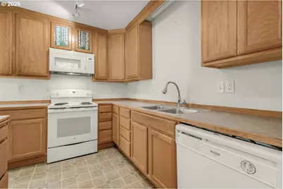 482 S 4th St, Independence, OR 97351 - Photo 18