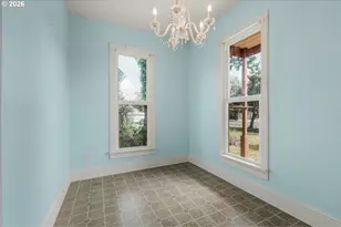 482 S 4th St, Independence, OR 97351 - Photo 10