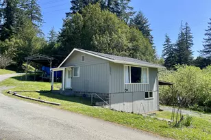 54825 Robinson Rd, Coquille, OR 97423 - Photo 4