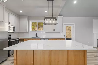664 Brooks Loop, Sutherlin, OR 97479 - Photo 14
