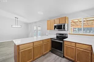 15711 Deedon Ln, La Pine, OR 97739 - Photo 8