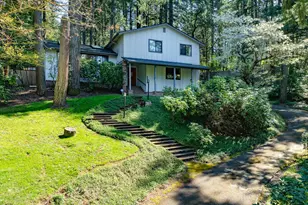 2040 Dogwood Dr, Eugene, OR 97405 - Photo 2