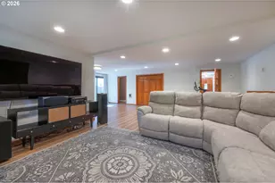 2040 Dogwood Dr, Eugene, OR 97405 - Photo 30