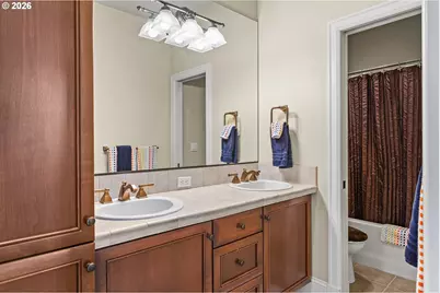 13340 Auburn Ct, Lake Oswego, OR 97035 - Photo 36