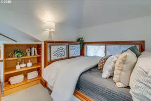 2104 SE Elliott Ave, Portland, OR 97214 - Photo 38