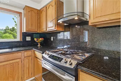 12073 SE 116th Ct, Happy Valley, OR 97086 - Photo 16