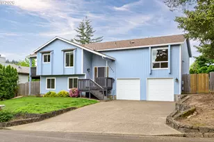 12073 SE 116th Ct, Happy Valley, OR 97086 - Photo 2
