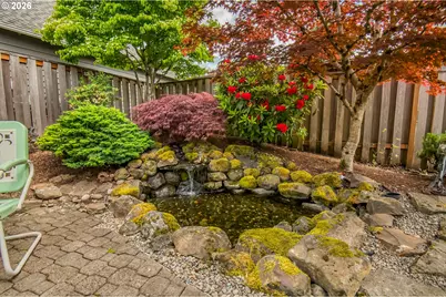8891 SW Iowa Dr, Tualatin, OR 97062 - Photo 34