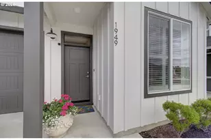 1949 NW 19th Ct, Battle Ground, WA 98604 - Photo 2