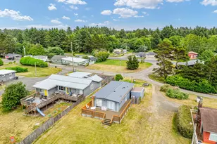 13301 North Pl, Long Beach, WA 98631 - Photo 4