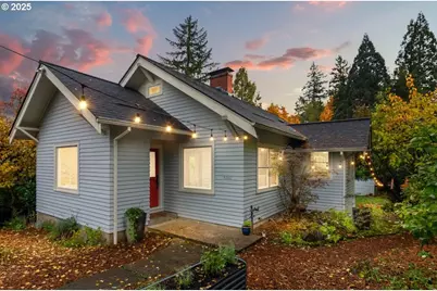 8342 SW 41st Ave, Portland, OR 97219 - Photo 1