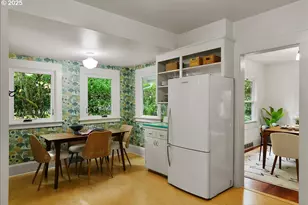 8342 SW 41st Ave, Portland, OR 97219 - Photo 14